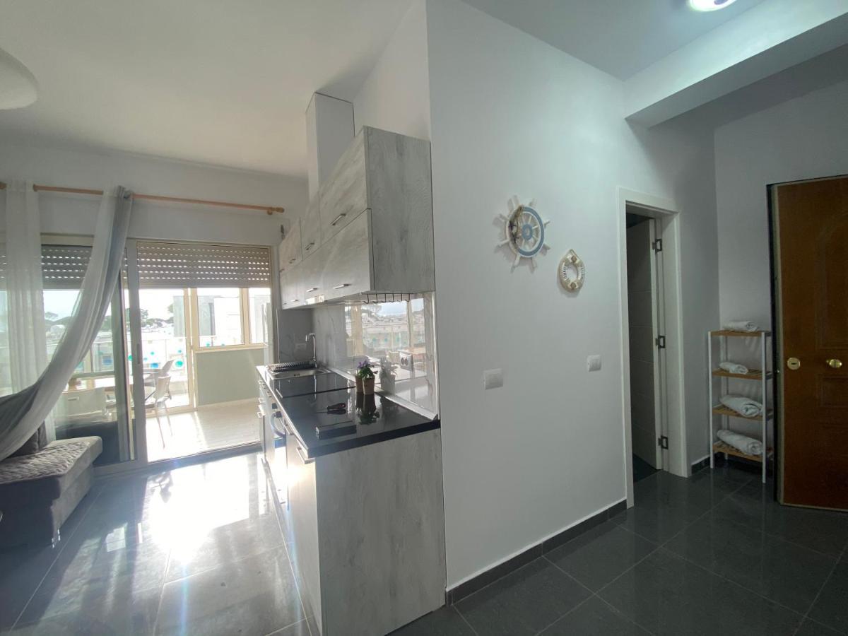 Dom wakacyjny Penthouse 5 Gjiri I Lalzit